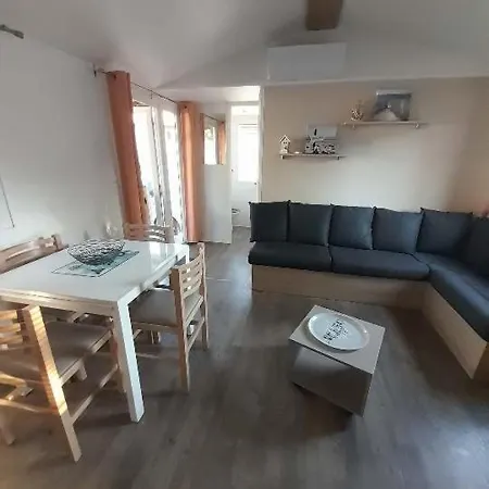Campsite Mobil-home Vo42 La Carabasse Vias-plage